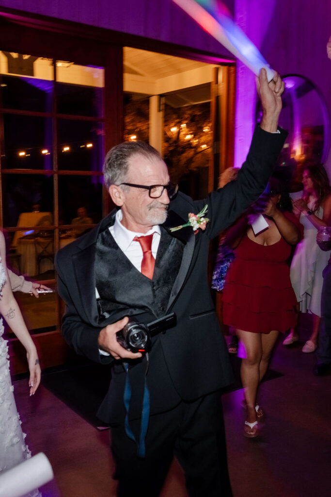 If you are looking for California Valley wedding, be sure to consider Park Winters in Yolo Valley to make your farm chic dreams come true.