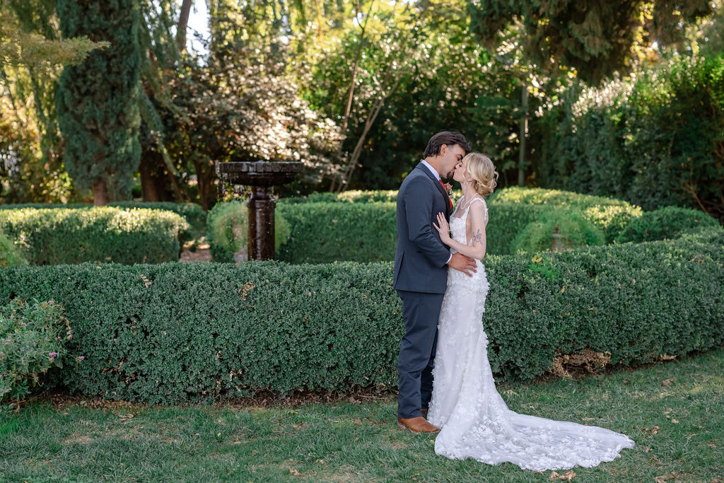 First look wedding photos at Park Winters California