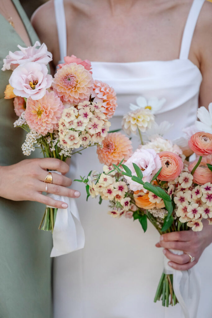 Organic peach and blush bridal bouquet with dahlias and ranunculus at Healdsburg wedding, photographed by Alicia Parks Photography